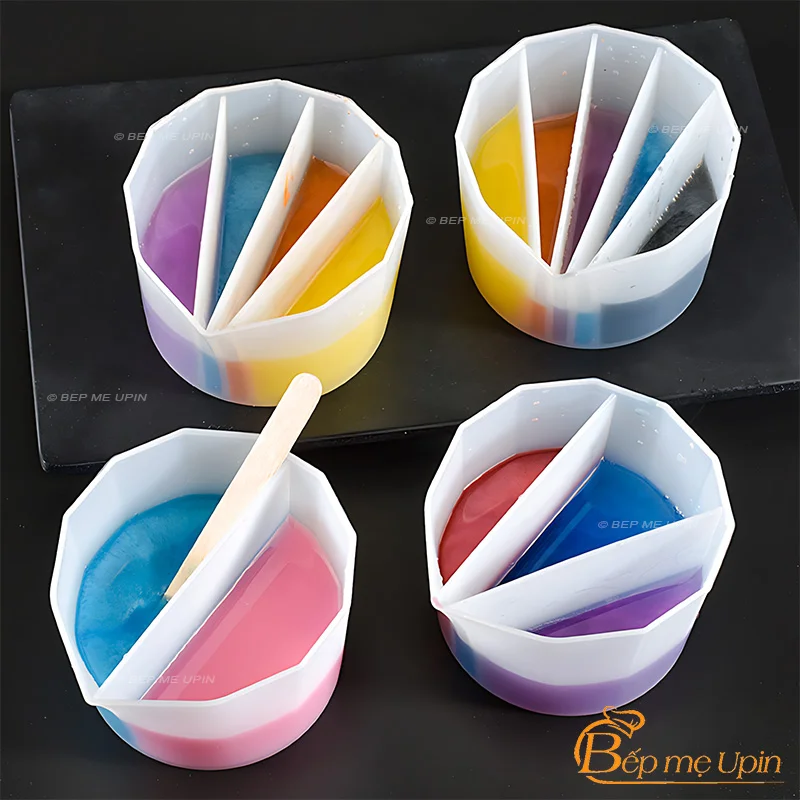 Cốc silicon chia ngăn