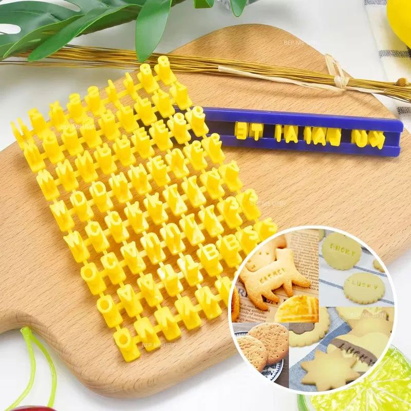 Khuôn nhựa nhấn chữ